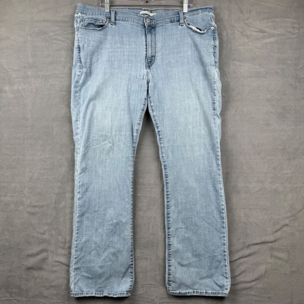 Levi's Women's Classic Bootcut Jeans Size 22W Medium Wash‎ Lightly Distressed